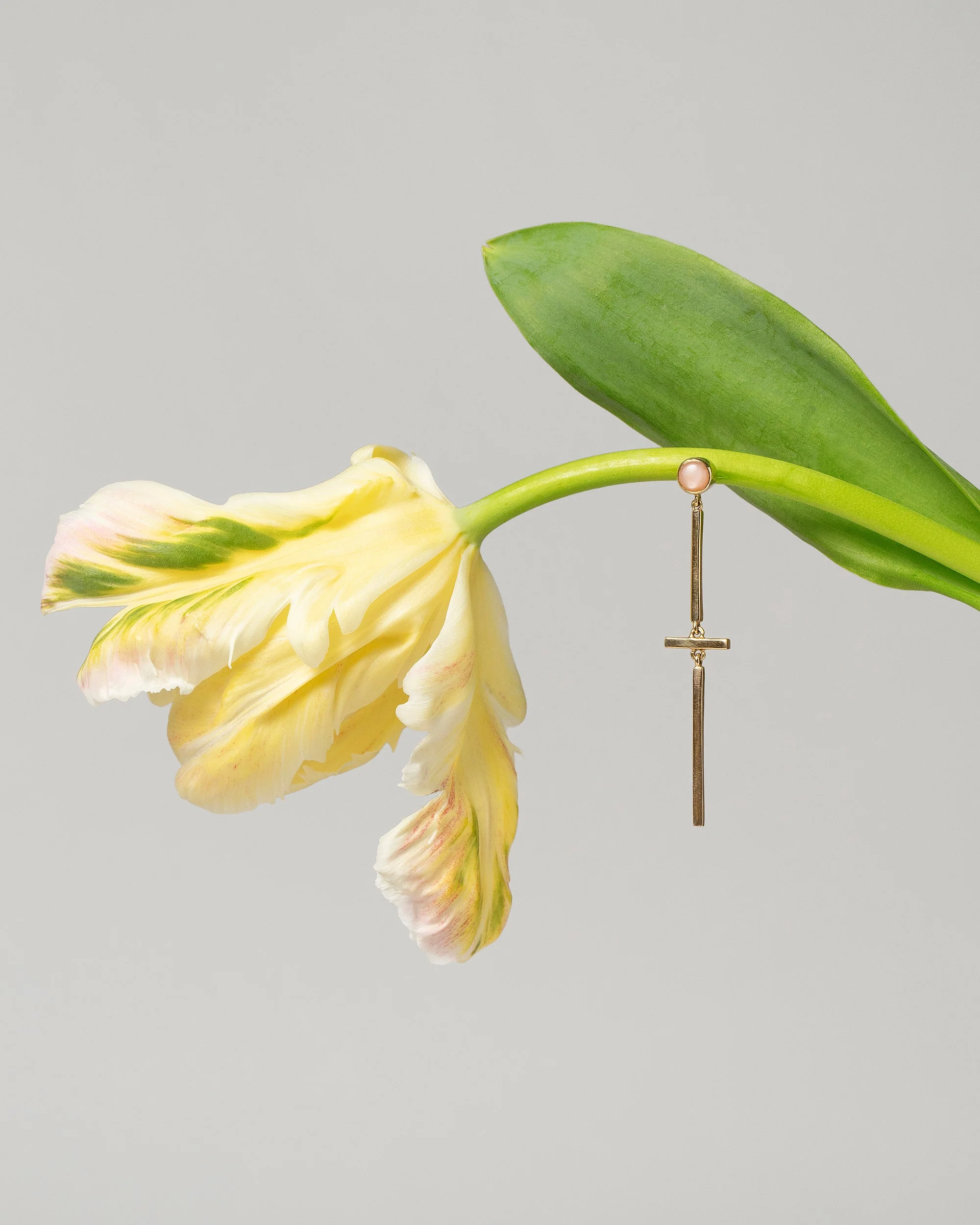 Act 2. Earring 3 Single - Image 2