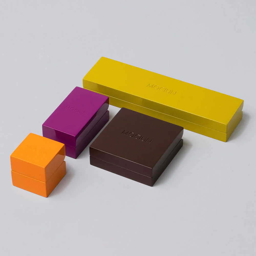 Brown Lacquer Box - Image 3
