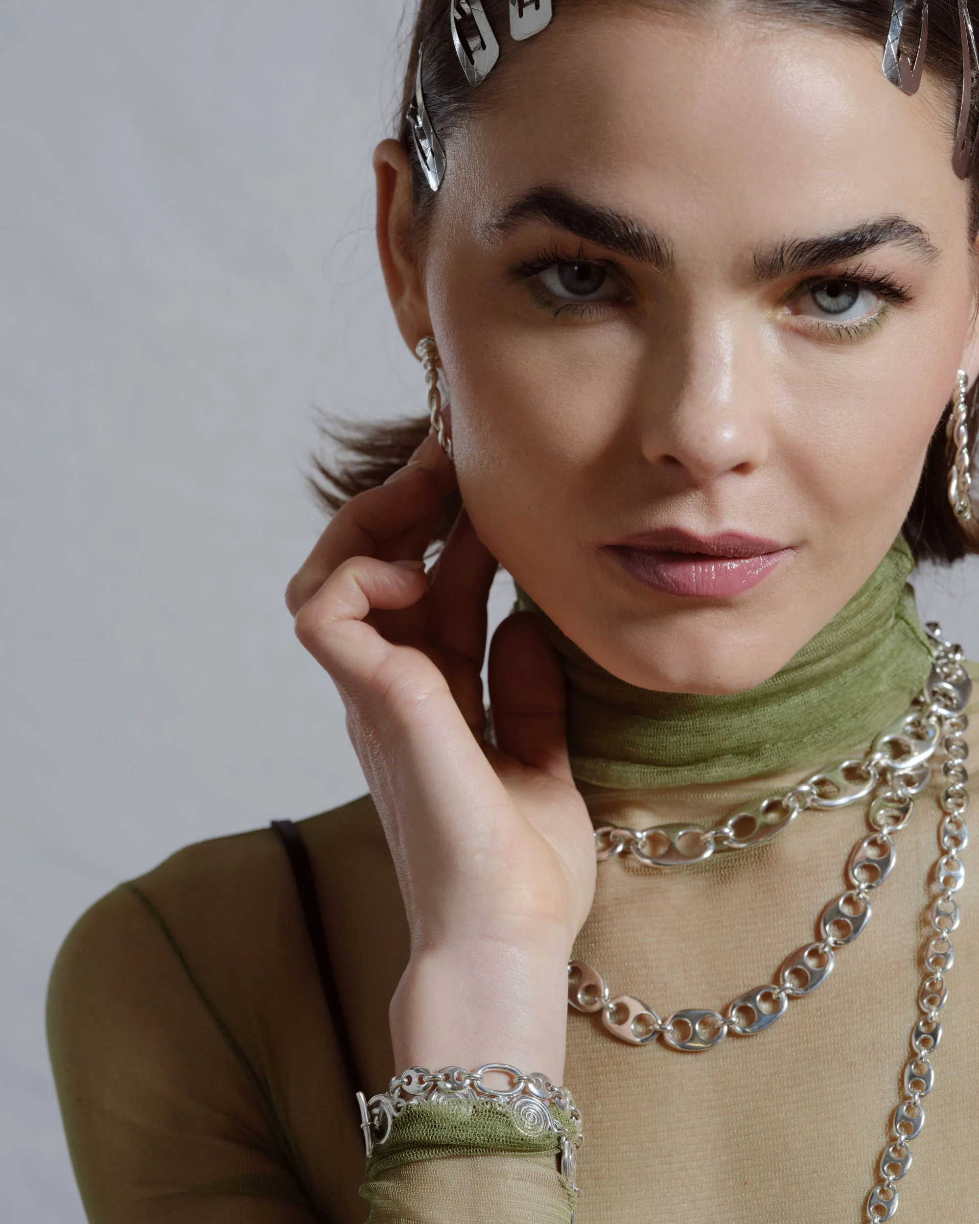 Yuba Medium Necklace - Solid Gold - Image 6