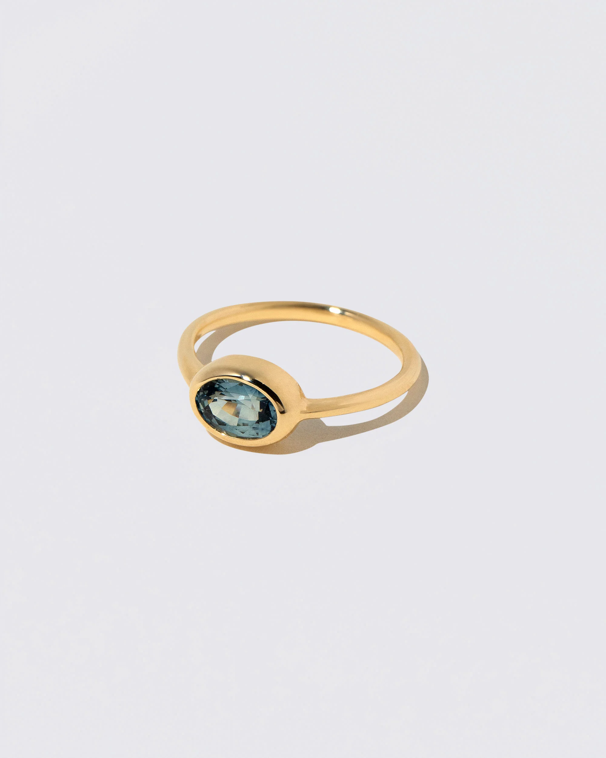 Geyser Bicolor Sapphire Ring 008 - Image 3