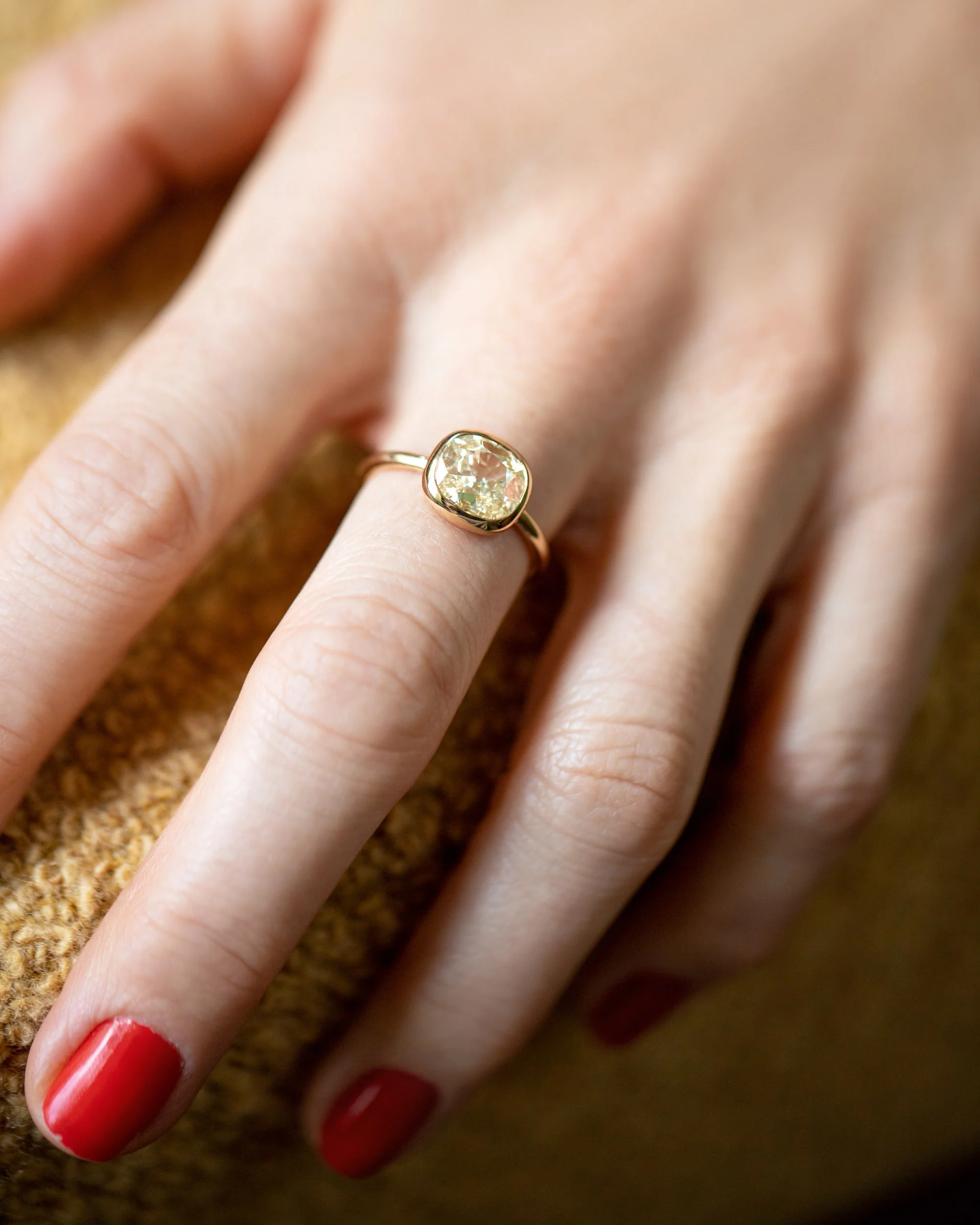 Gusher Diamond Ring 015 - Image 4