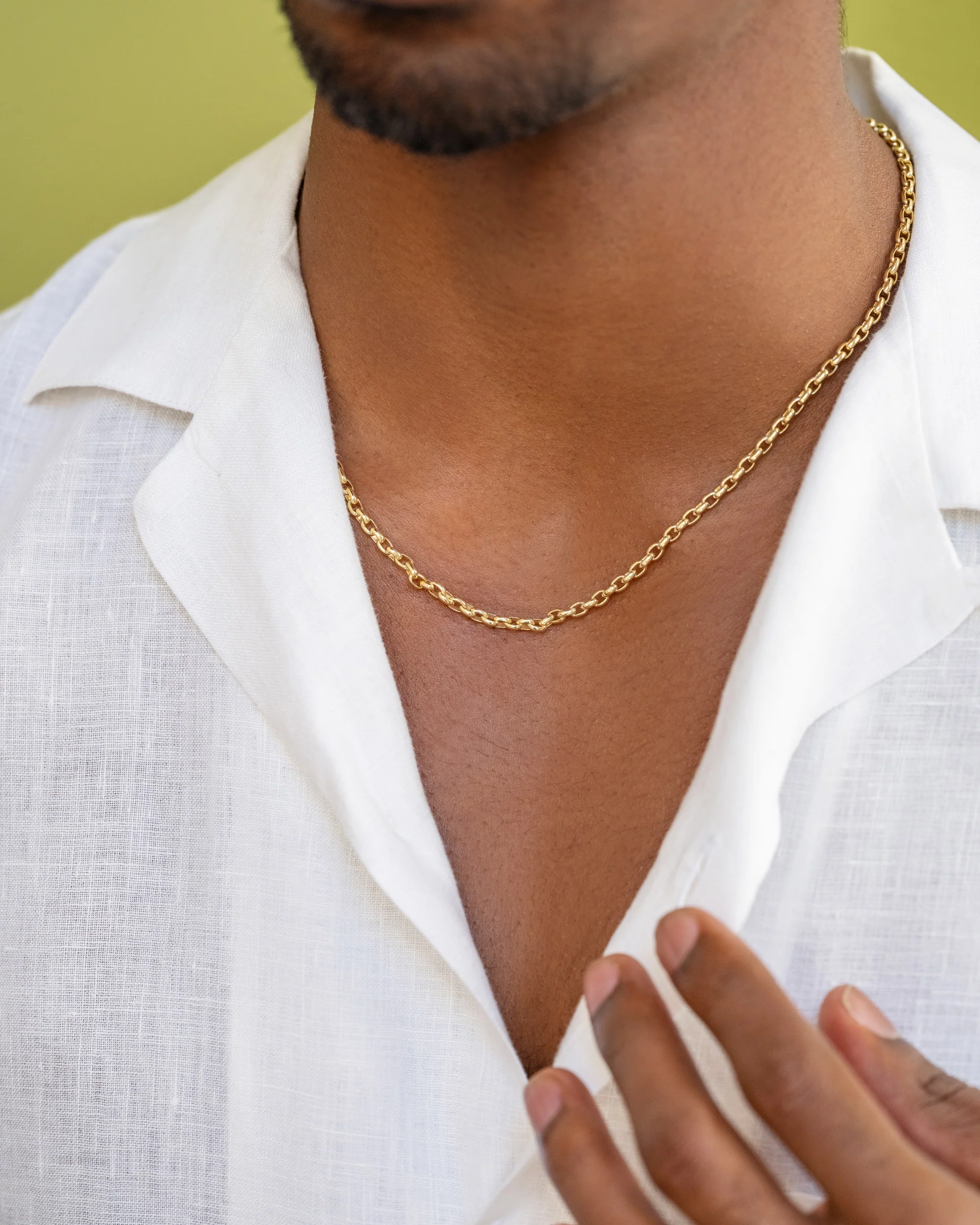 Short Loop Chain Necklace - Image 2